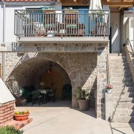 House Mari Feriehus Punat