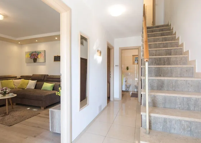 Prázdninový dům House Mari *